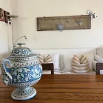 Casa De' Trinci 3*