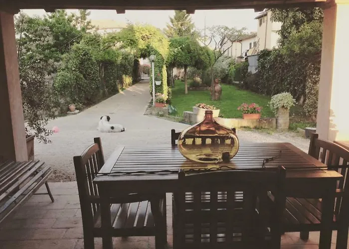 Casa De' Trinci Casa de hóspedes